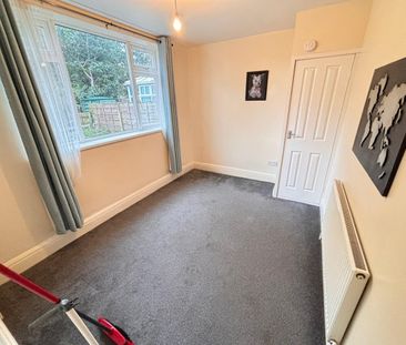 2 Bed Maisonette, Vine St, M7 - Photo 1