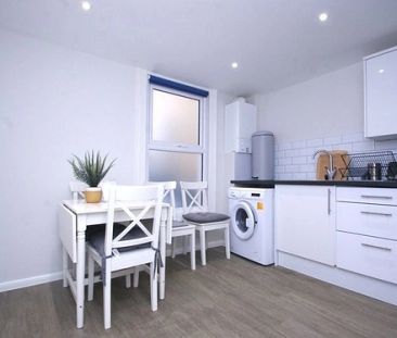 High Street, CT9 1DS, Margate - Photo 3