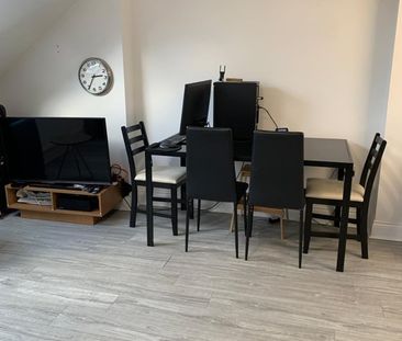 Room in a Shared Flat, Flamsted Avenue, HA9 - Photo 1