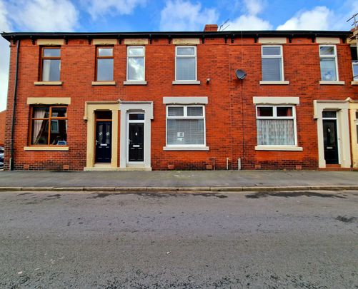 Bridge Road, Ashton-On-Ribble - Photo 1