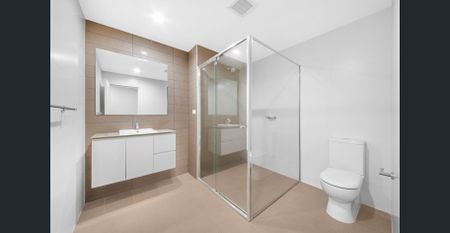 Modern Apartment | Brand-New Carpet & Paint - Photo 4