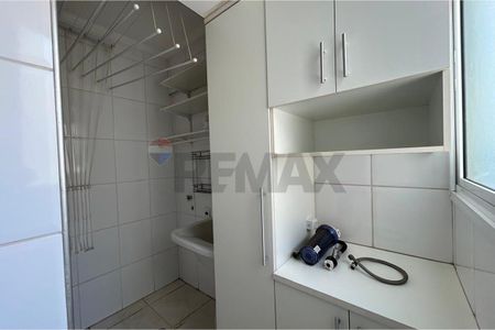 Locação - Apartamento de 3 quartos, 2 banheiros, 1 vaga I Área de lazer com piscina - Photo 4