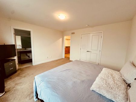 For Lease - 135 ROCKMELON Street, Blossom Park - Airport and Area, Ontario - Photo 5