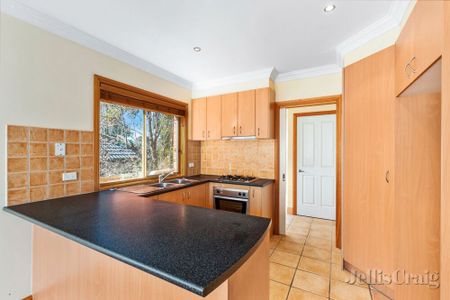 2/5 Joynt Street, Macleod - Photo 2