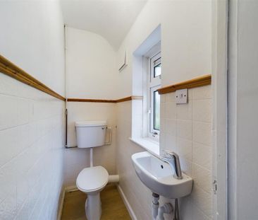 5 bedroom terraced house to rent - Photo 4