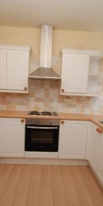 5 bedroom terraced house to rent - Photo 4