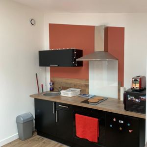 Location Appartement 1 pièce 16m² - Photo 2