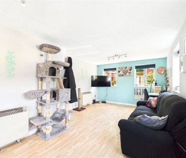 2 bedroom Flat in Hitherhooks Hill, Binfield - Photo 1