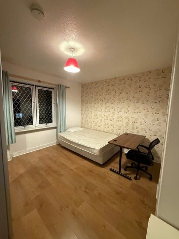 3 Bed Flat, King Street, AB24 - Photo 5