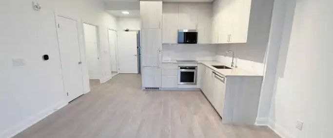 507 - 3250 CARDING MILL TRAIL | 507 - 3250 CARDING MILL TRAIL, Oakville - Photo 1