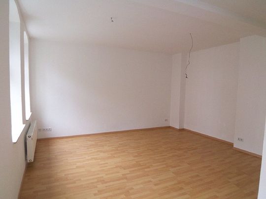 Kleine moderne Single-Wohnung mit offener Küche - Foto 1