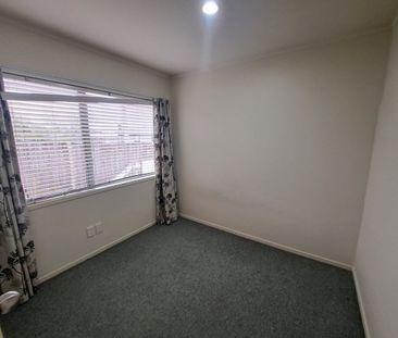 5A Amberley Avenue, Te Atatu South - Photo 6