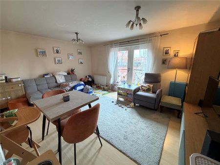 2 bedroom apartment to rent - Photo 2