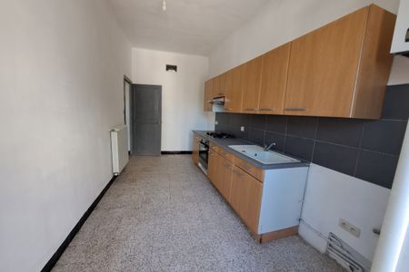 Ganges, appartement au 1er étage avec 2 chambres - Photo 2