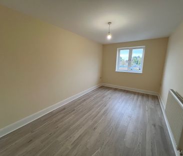 Brewery Road, Hoddesdon - Photo 2