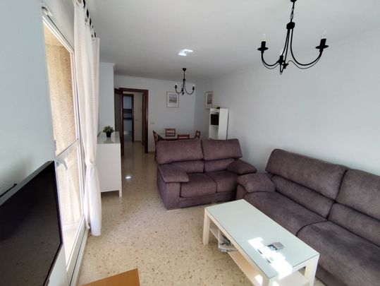 Alquiler de piso en Daniel Defoe, 17 - Photo 1