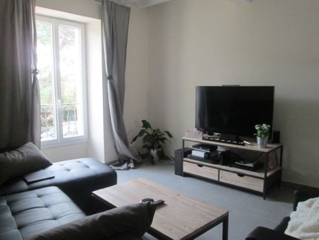 Location appartement 95 m², Maillane 13910 Bouches-du-Rhône - Photo 2