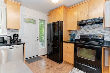 For Lease - 24 Gentry Crescent Unit# Unit B, Richmond Hill, Ontario - Photo 5