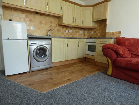 1 bedroom apartment to rent - Photo 3