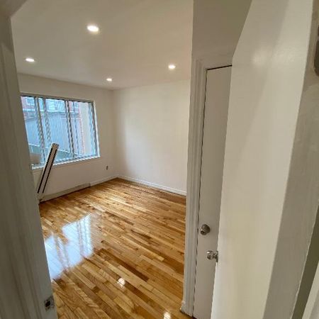 4 1/2 à louer (RDC) / for rent (ground floor) - Verdun - Photo 4