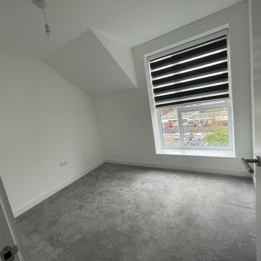 4 Bed Detached House, Parkes Avenue, B12 - Photo 1