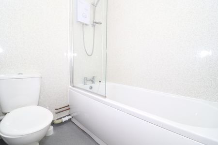 Llanbleddian Gardens, Cathays - Photo 5