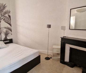 Location Appartement 1 pièce 12m² GRENOBLE 38000 - Photo 6