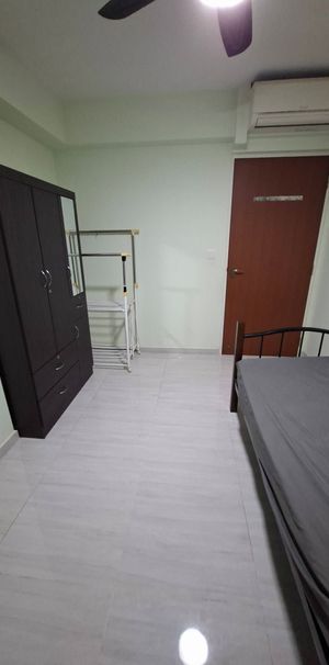 3 Bedroom HDB_FOUR_ROOM at Jurong West - Photo 1