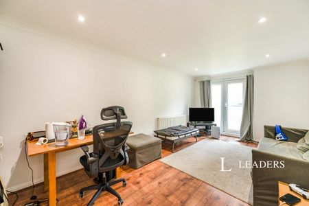 2 bedroom apartment to rent Harbour Ridge, 163 Queen Street, Portsmouth, PO1 - Photo 3