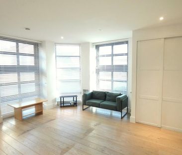 Studio to rent - Photo 4