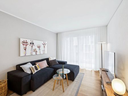 Furnished room (WG) with adjoining bathroom Directly at the Muttenz train station - Foto 4