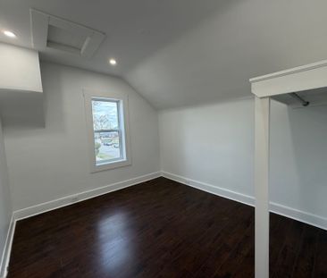 For Lease - 98 Wellington Street Unit# 2, Aurora, Ontario - Photo 2