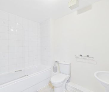 Alexandra House, Pillowell Drive - Photo 6