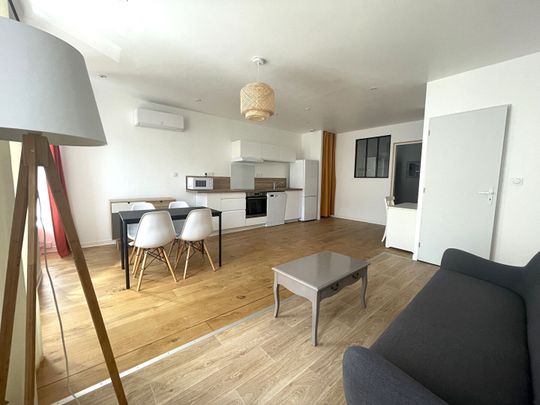 Location Appartement 2 pièces 59m² - Photo 1