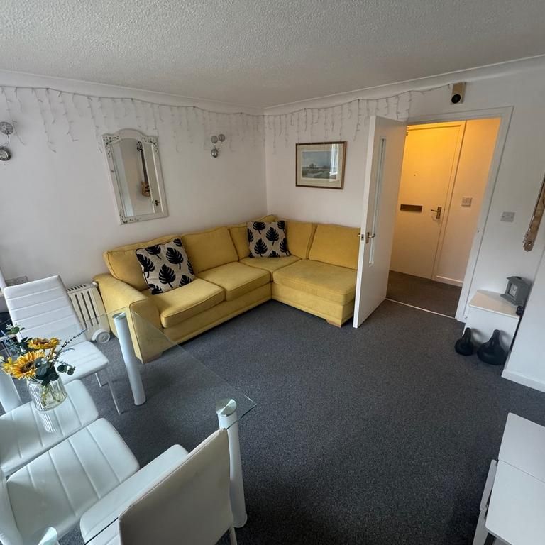 1 bedroom apartment to rent - Photo 1