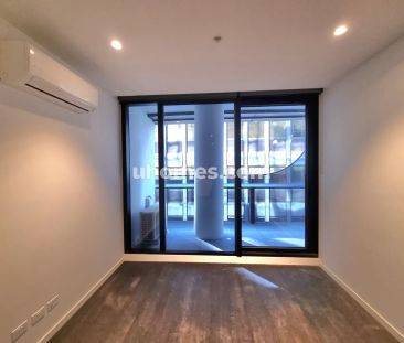 1Bedrooms, 1Bathrooms - Photo 3