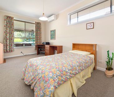 Family Home in Box Hill High School zone - Photo 3