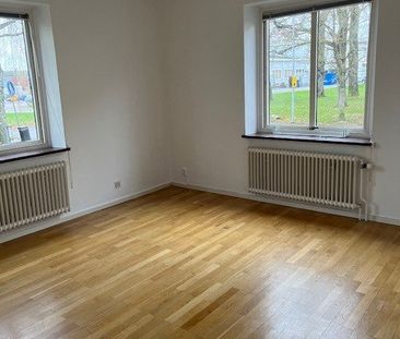 Kronogatan, Vänersborg - Photo 2