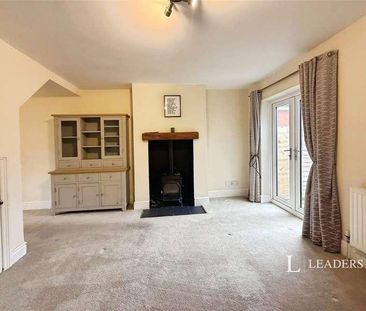 Croft Gardens, Charlton Kings, Cheltenham, Gloucestershire, GL53 - Photo 2