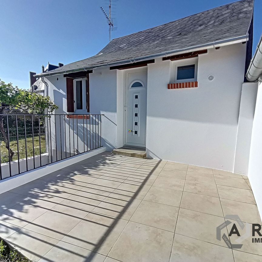 Location Appartement 2 pièces 36m² ST DENIS DE L HOTEL 45550 - Photo 1