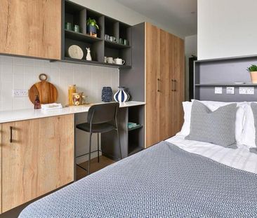 Studio to rent - Photo 1