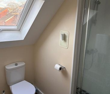 Studio to rent - Photo 4