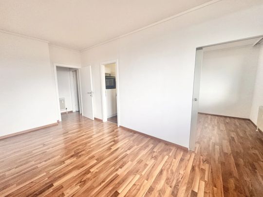 Sonnige 2-Zimmer-Wohnung mit Balkon in der Terrassenhaussiedlung, Graz - Photo 1