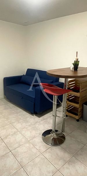 Location Appartement 1 pièce 11m² ANGERS 49000 - Photo 1