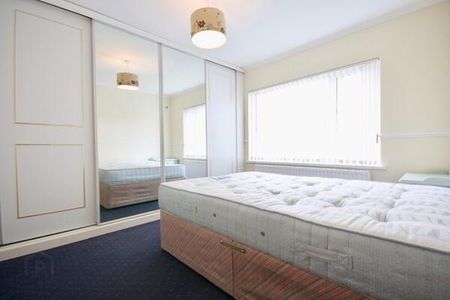 30 Mount Michael Park, Belfast, BT8 6JX - Photo 3