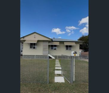 Characteristic Family Home! - Photo 6