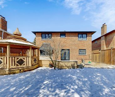 For Lease - 261 Fincham Avenue, Markham, Ontario - Photo 6