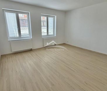 Pronájem bytu 2+1 68 m2 - Fotografie 5