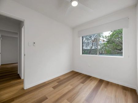 “Beautifully Presented Home Offering Comfort and Convenience” - Photo 4