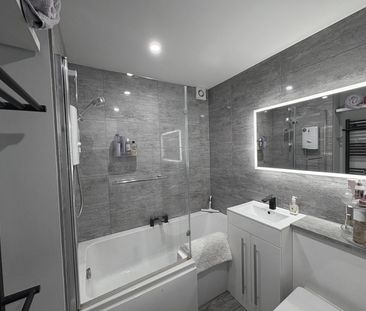 1 Bed Flat, Sholing, SO19 - Photo 5